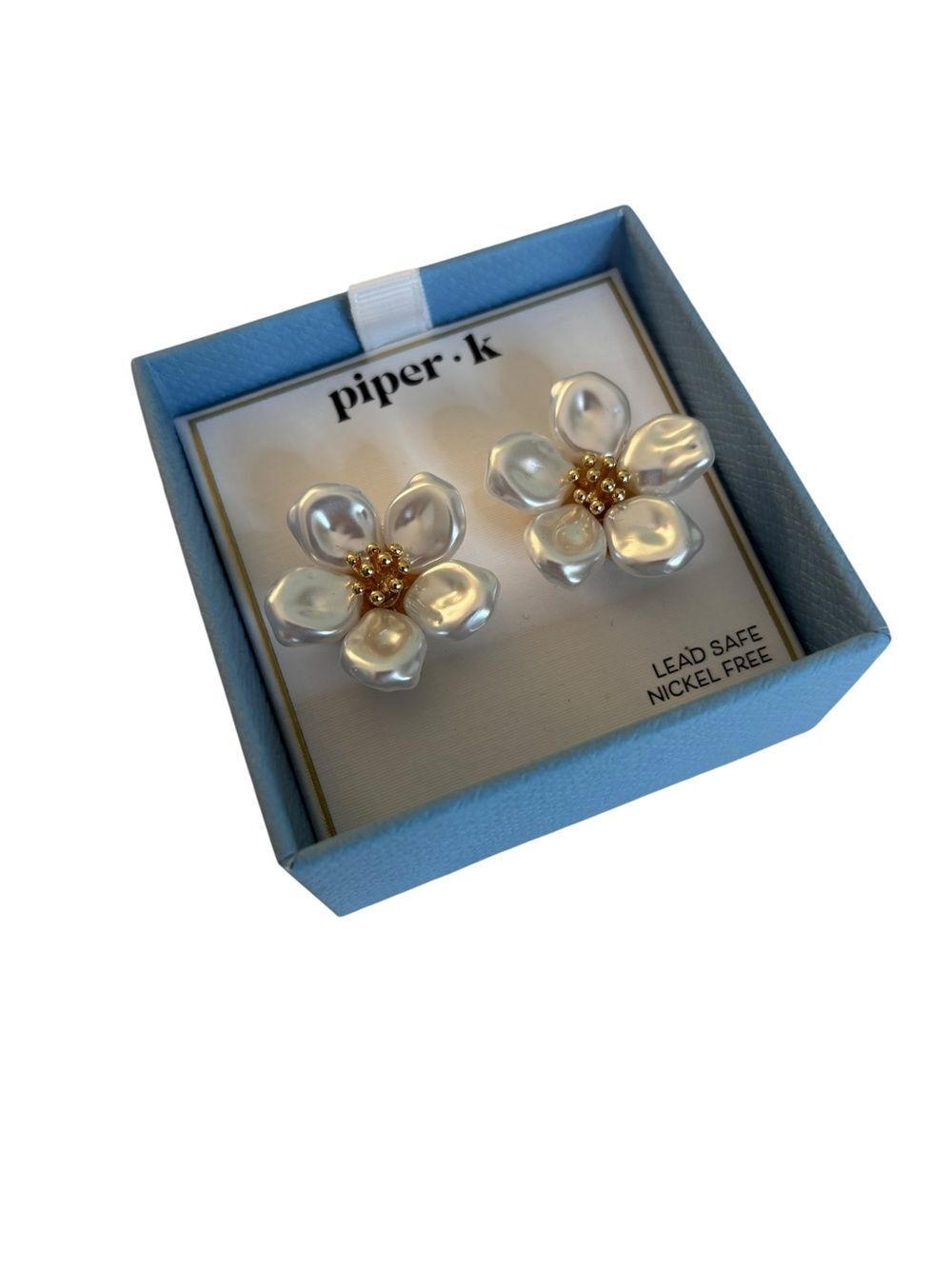 Piper•K Flower Stud Iridescent Earrings w/Gold Tone Beaded Center. - Picture 3 of 6